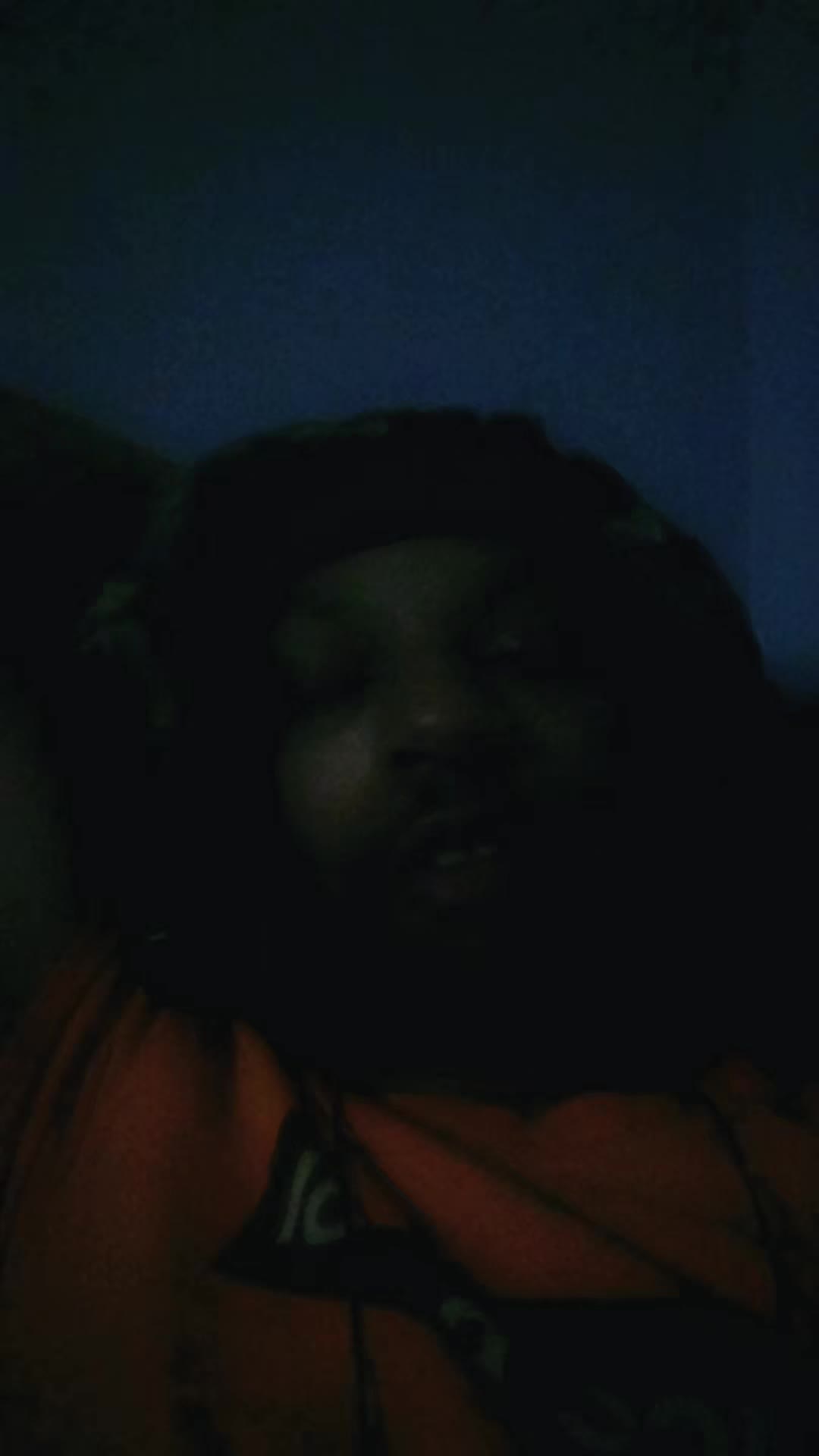 @Yew_Tew