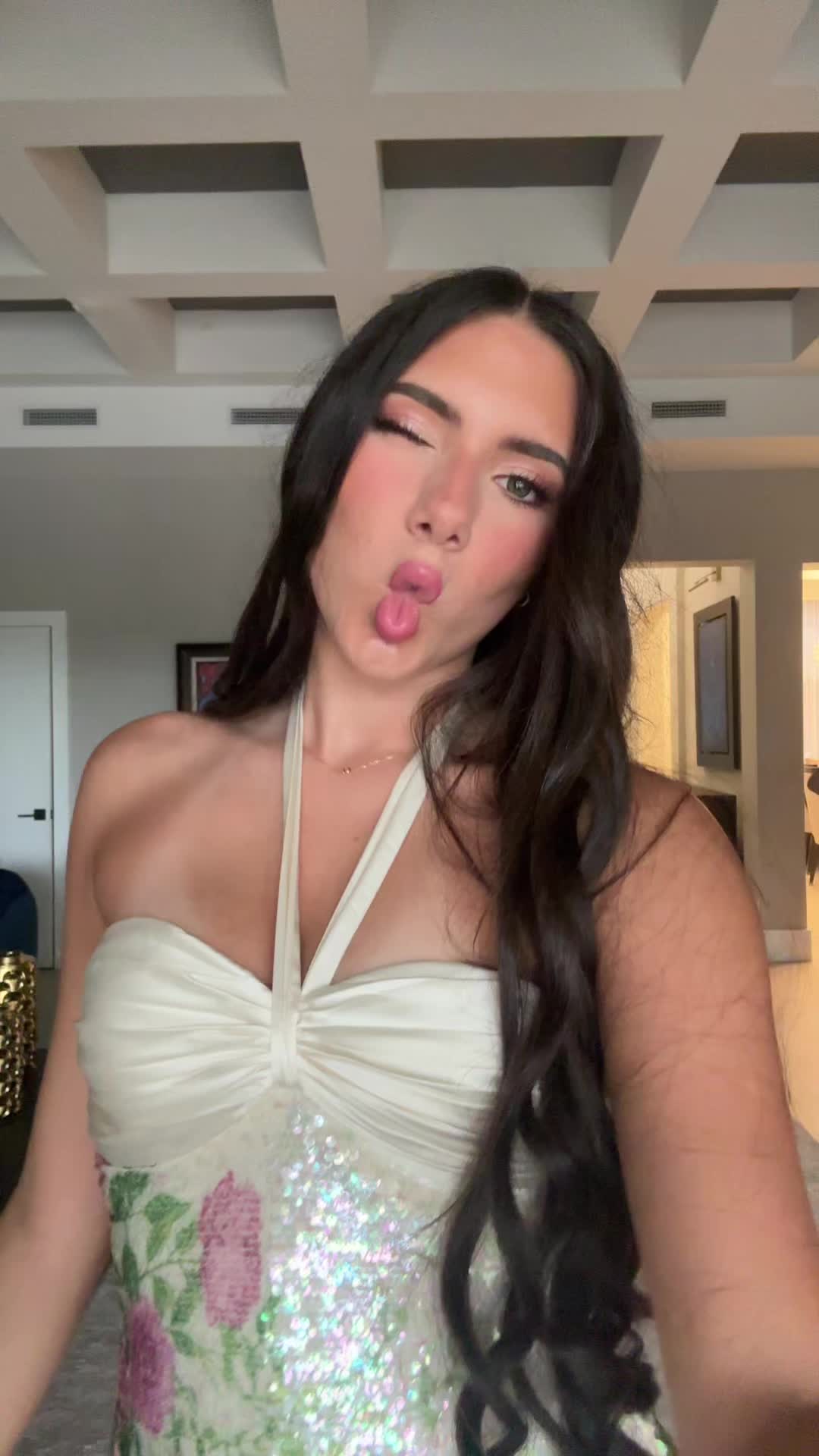 @🙈