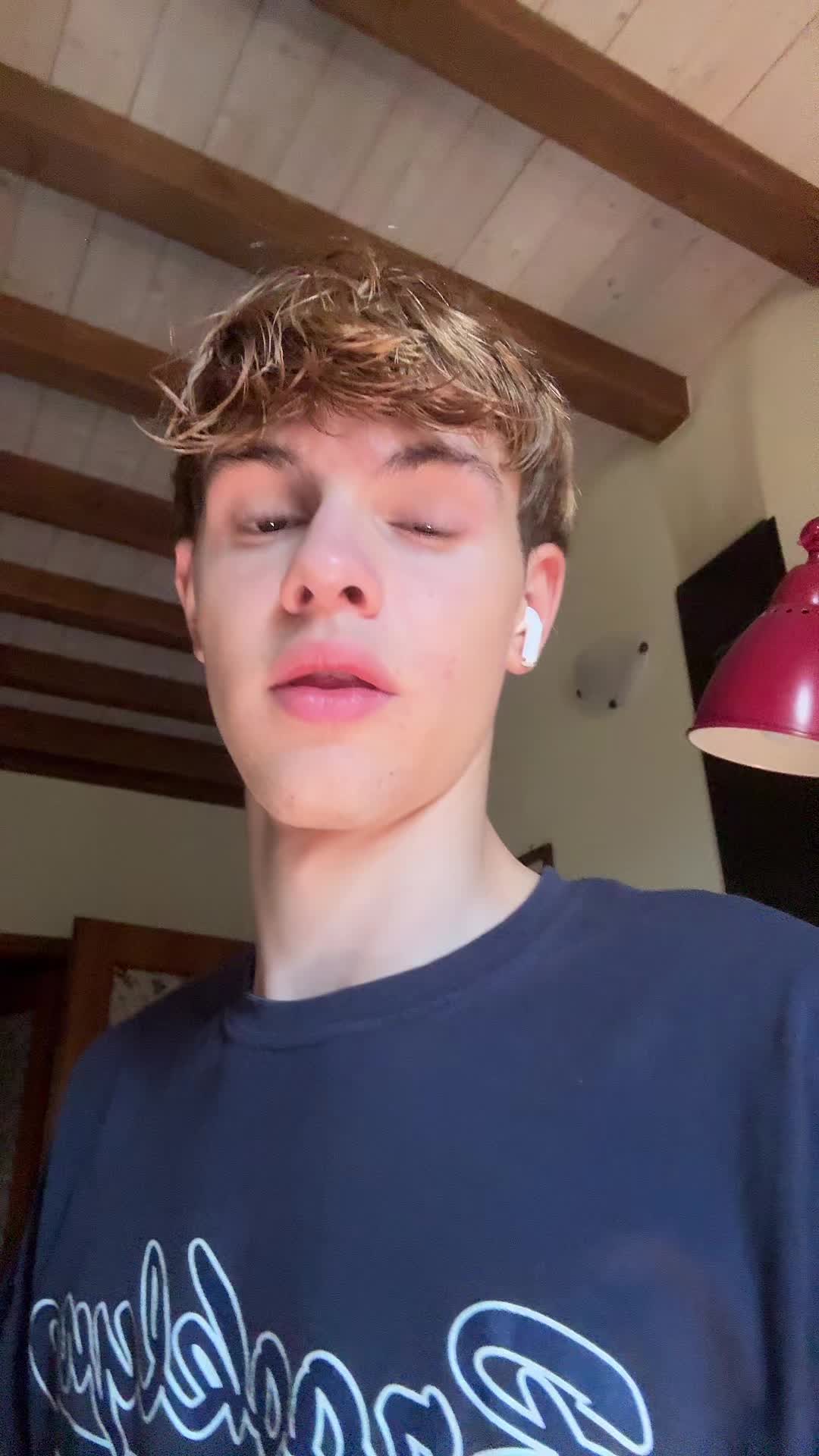 @lorii 🧸