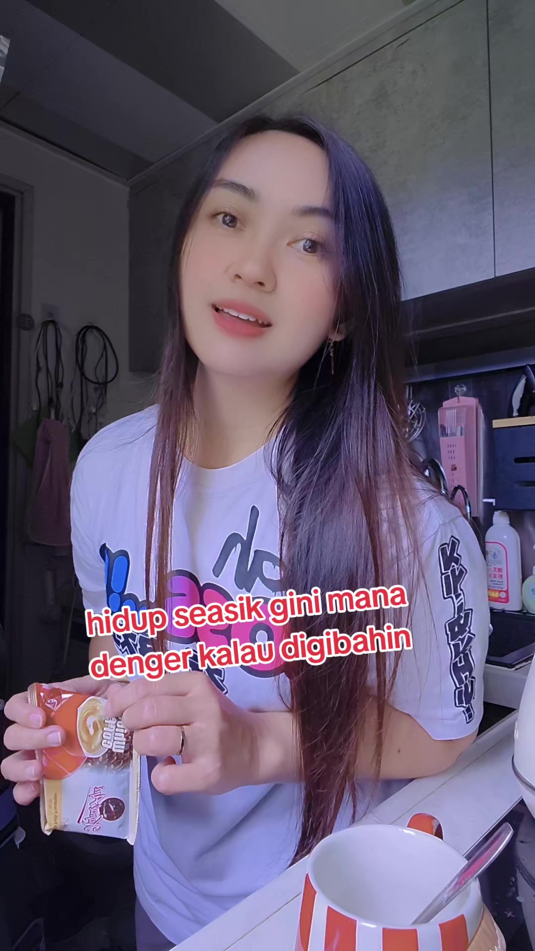 @🇭🇰Dinda ya dinda🇮🇩