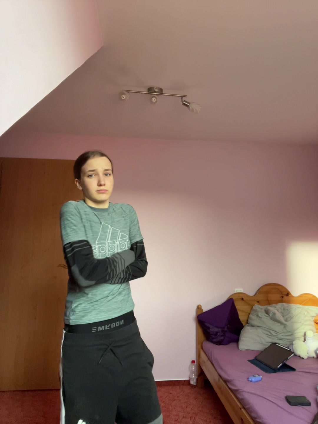 @Laraa