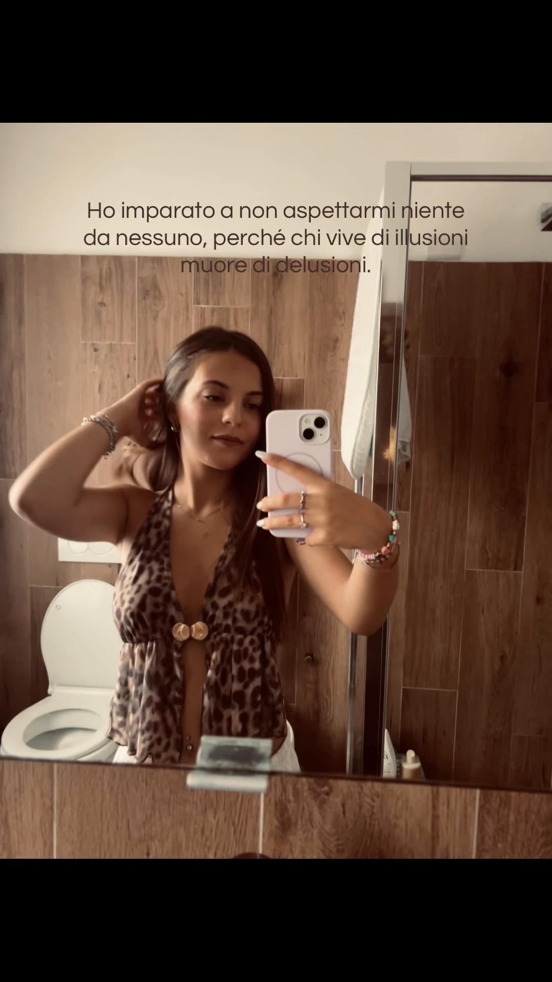 @👑