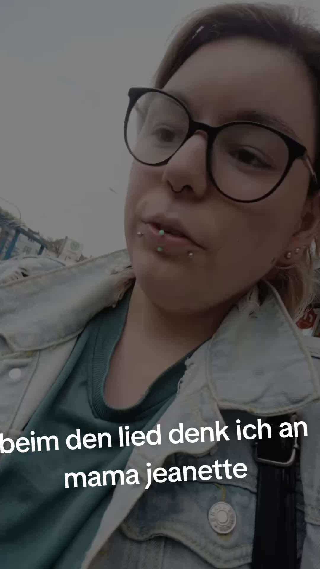 @SantoSarah.VonAffenHausen🐒🐒