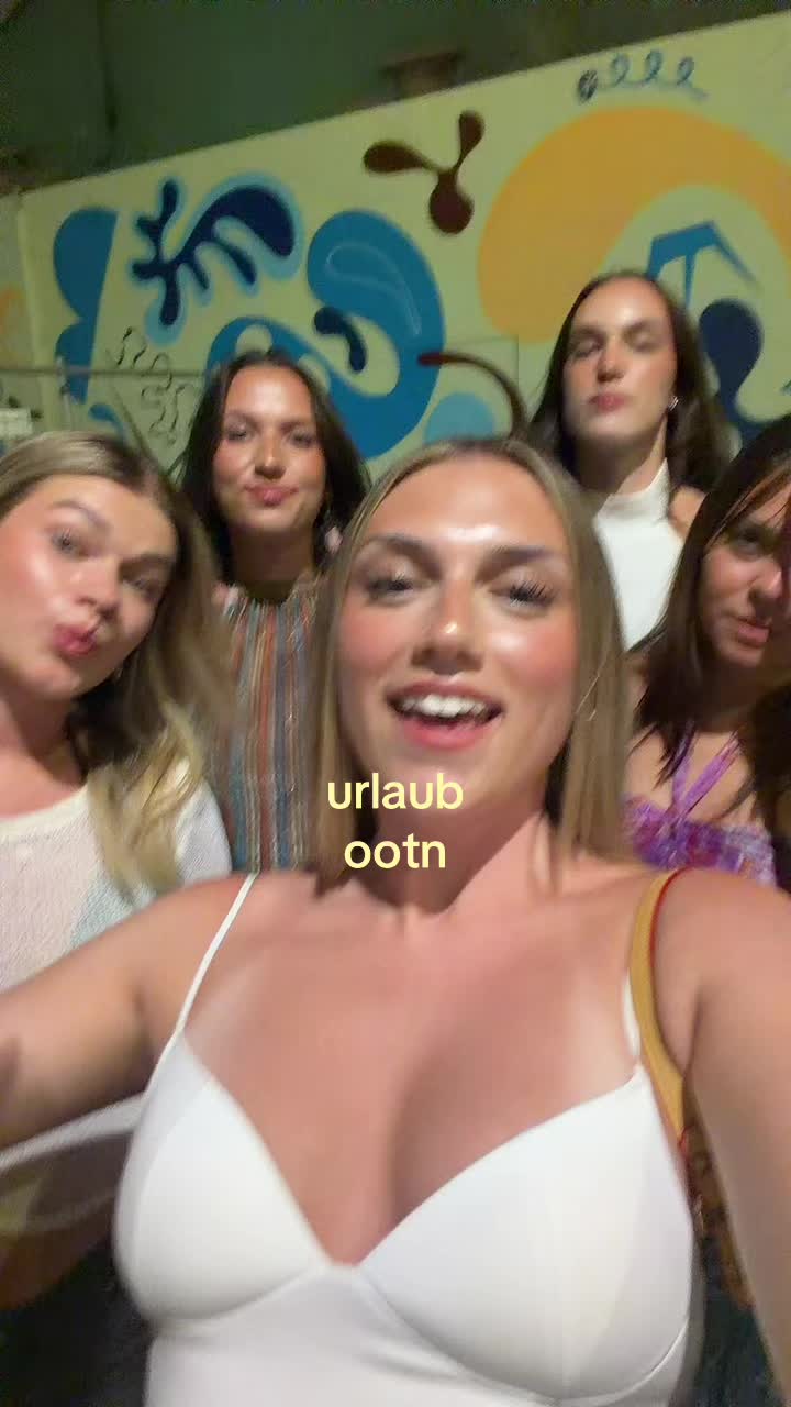 @mia ✮