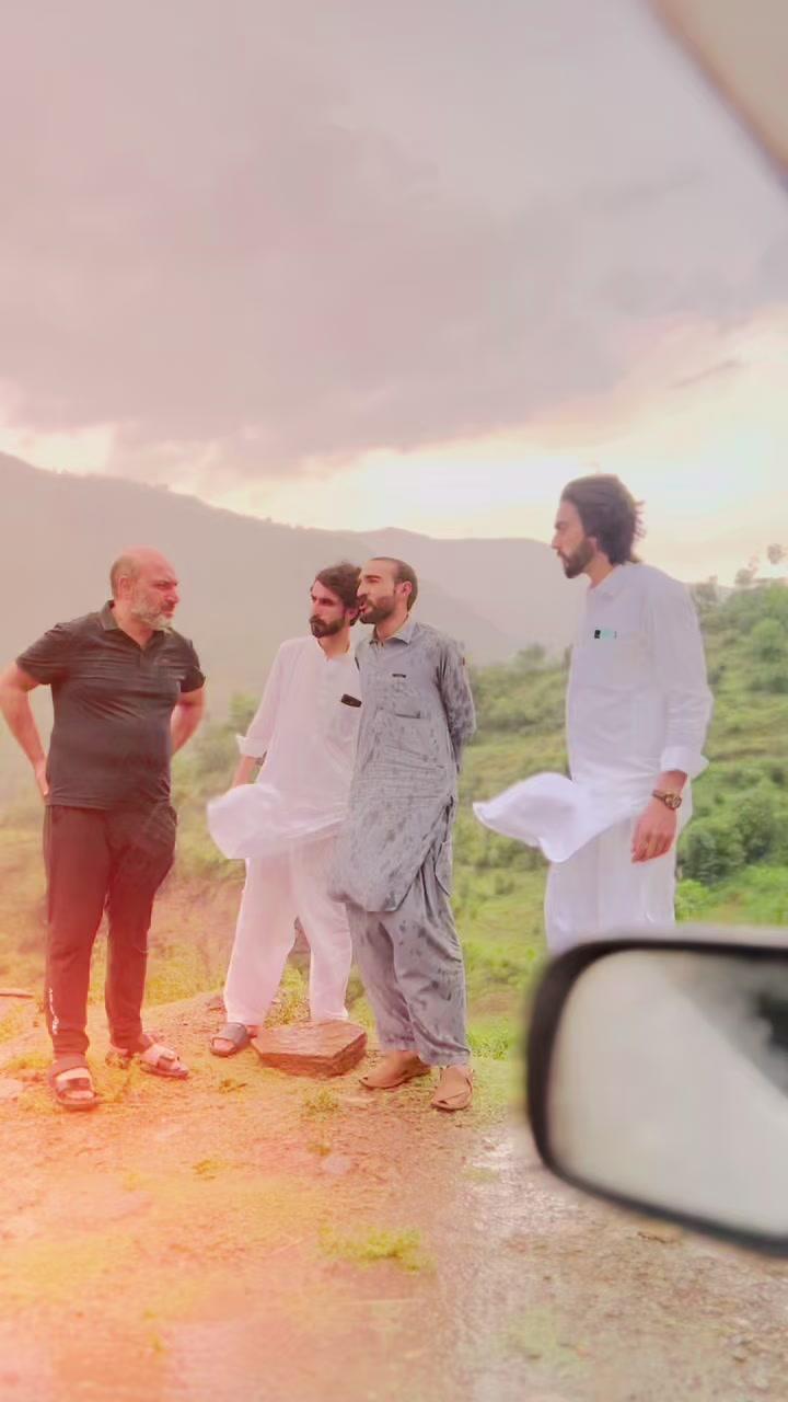 @چھوٹاخان باڈوان اورسیز