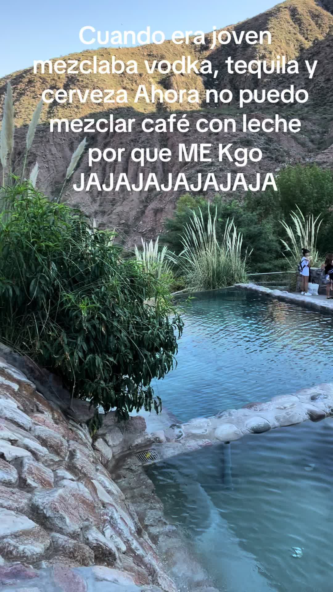 @César Godoy