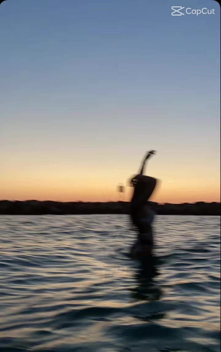 @Aviv👙🖕👻👾