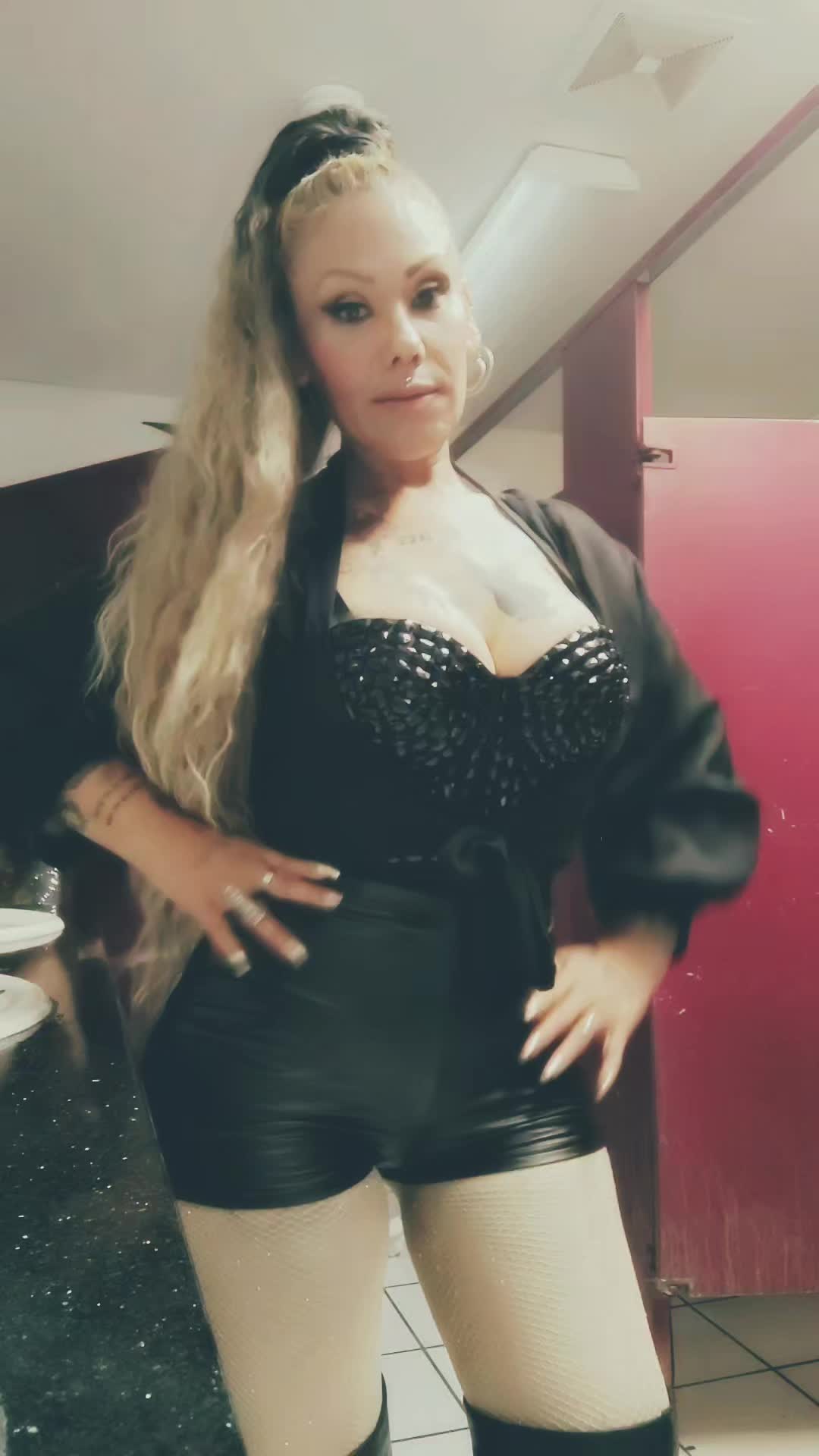 @Doris Elvira💋