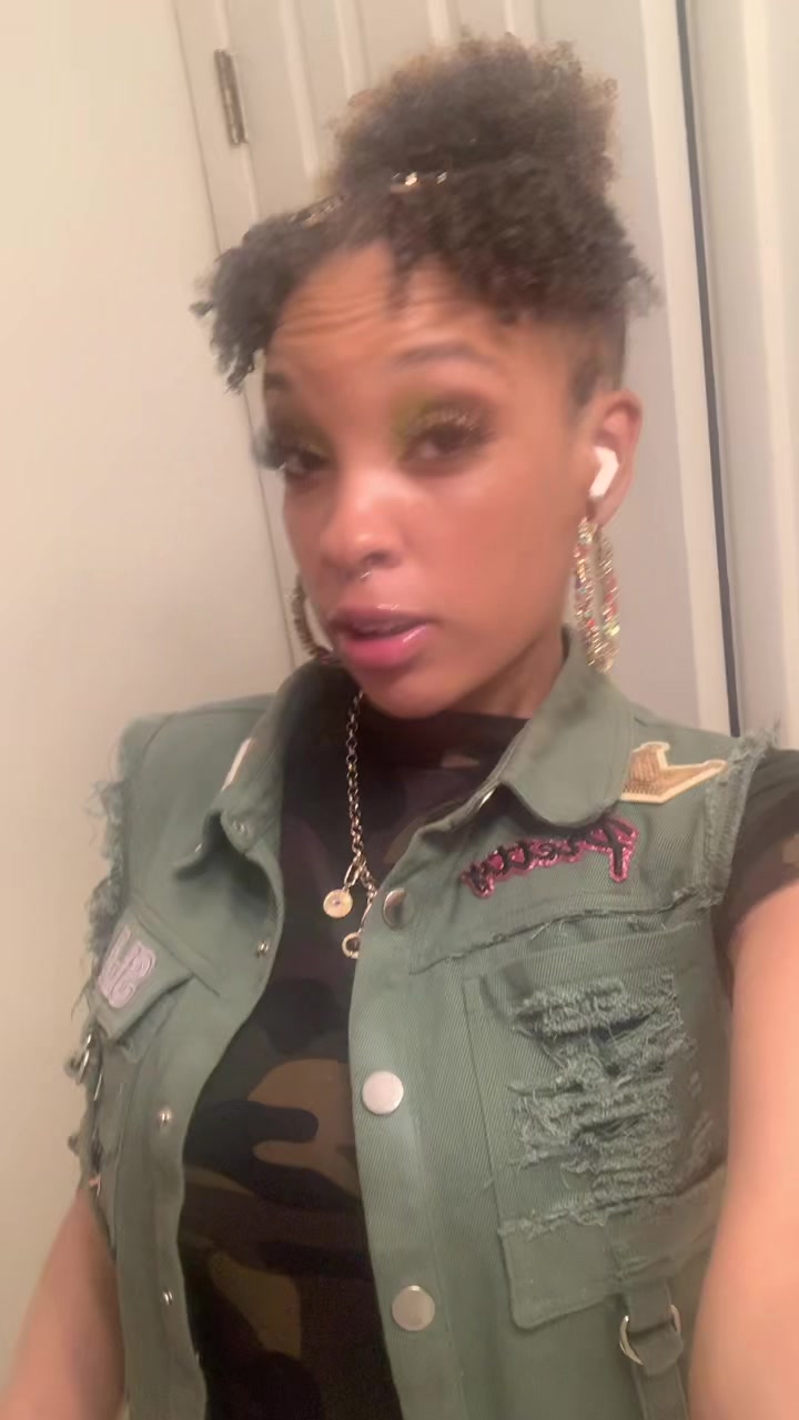 @Ladayzhathedoll🦋🍯🧚🏽♀️🎨