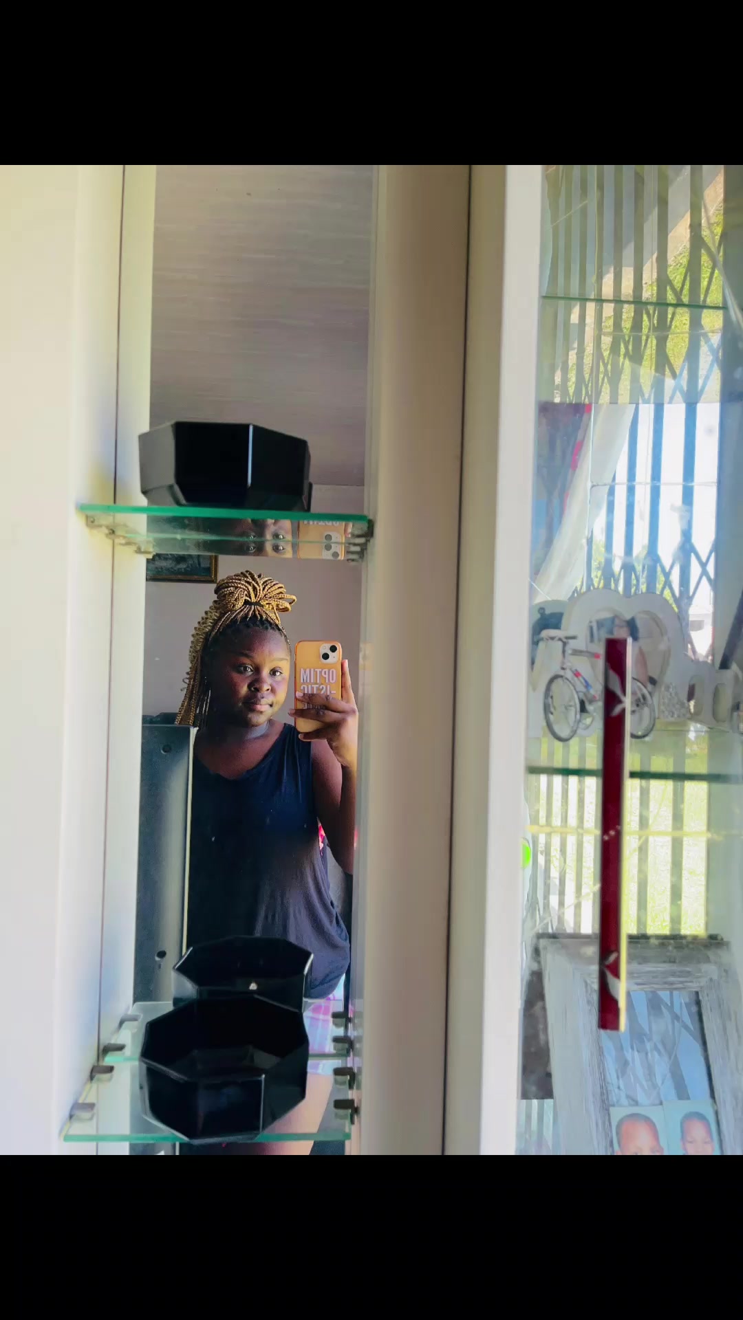 @ZOEWY_RED🧸👅✂️!!