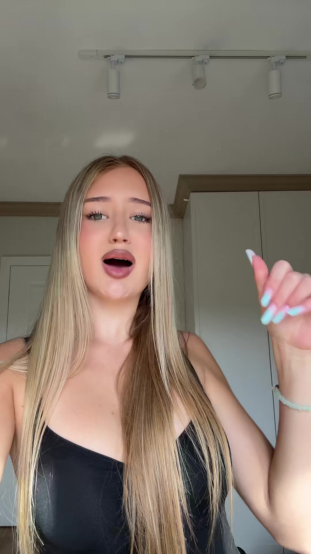 @n