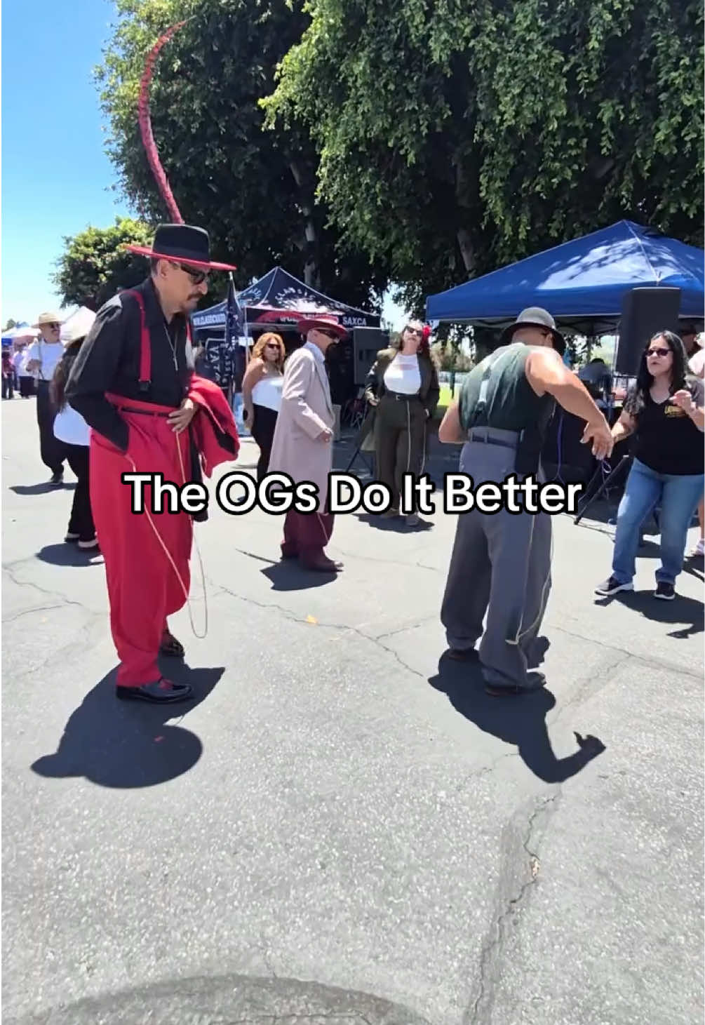 @Get_Yo_Walk_On_2
