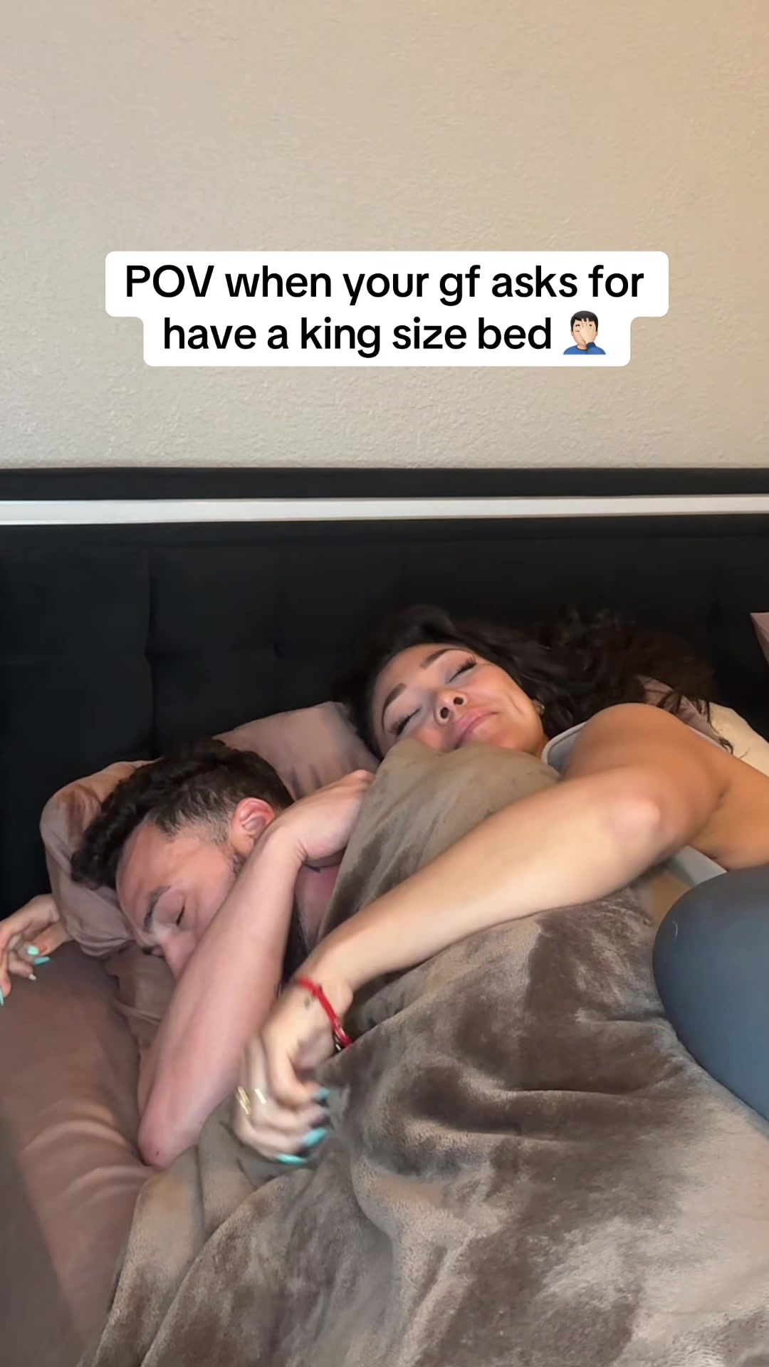 @chrisncrystal