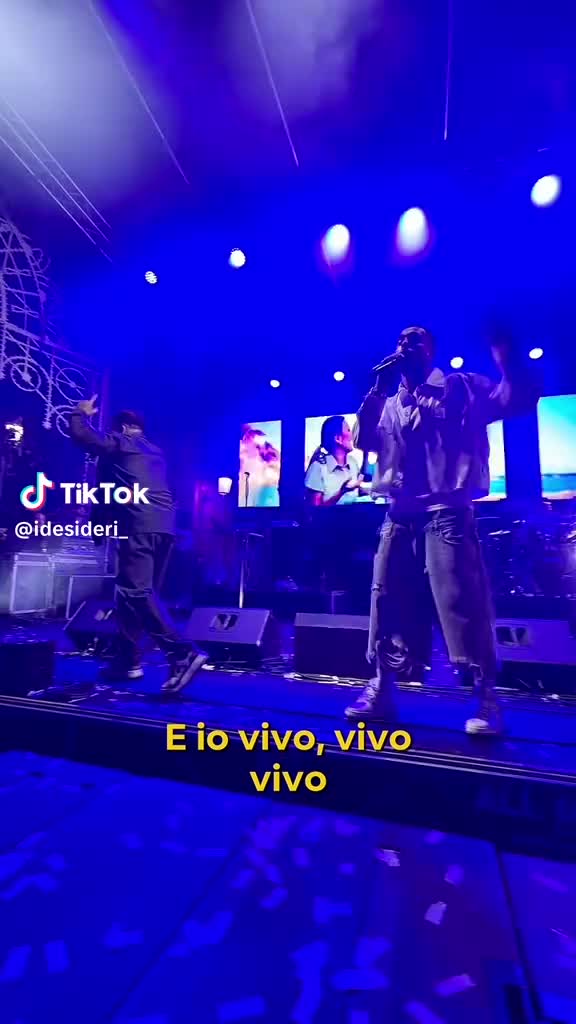 @Elisa