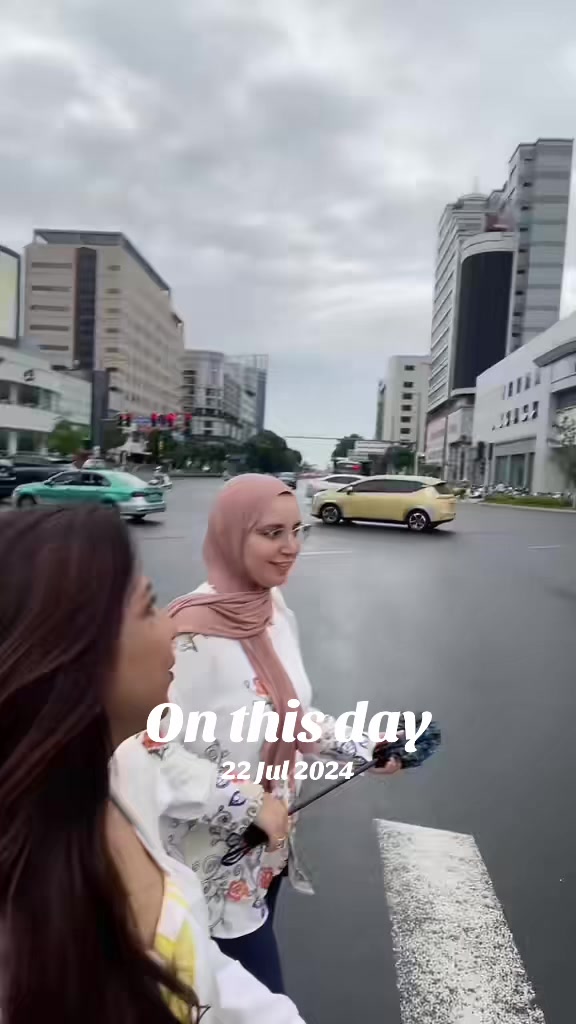@SIMRAN 🇲🇺