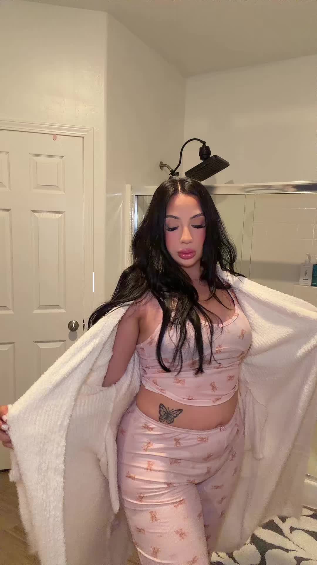 @bbygirlro 🫦