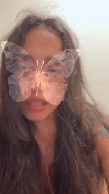 @Marisa B🦄