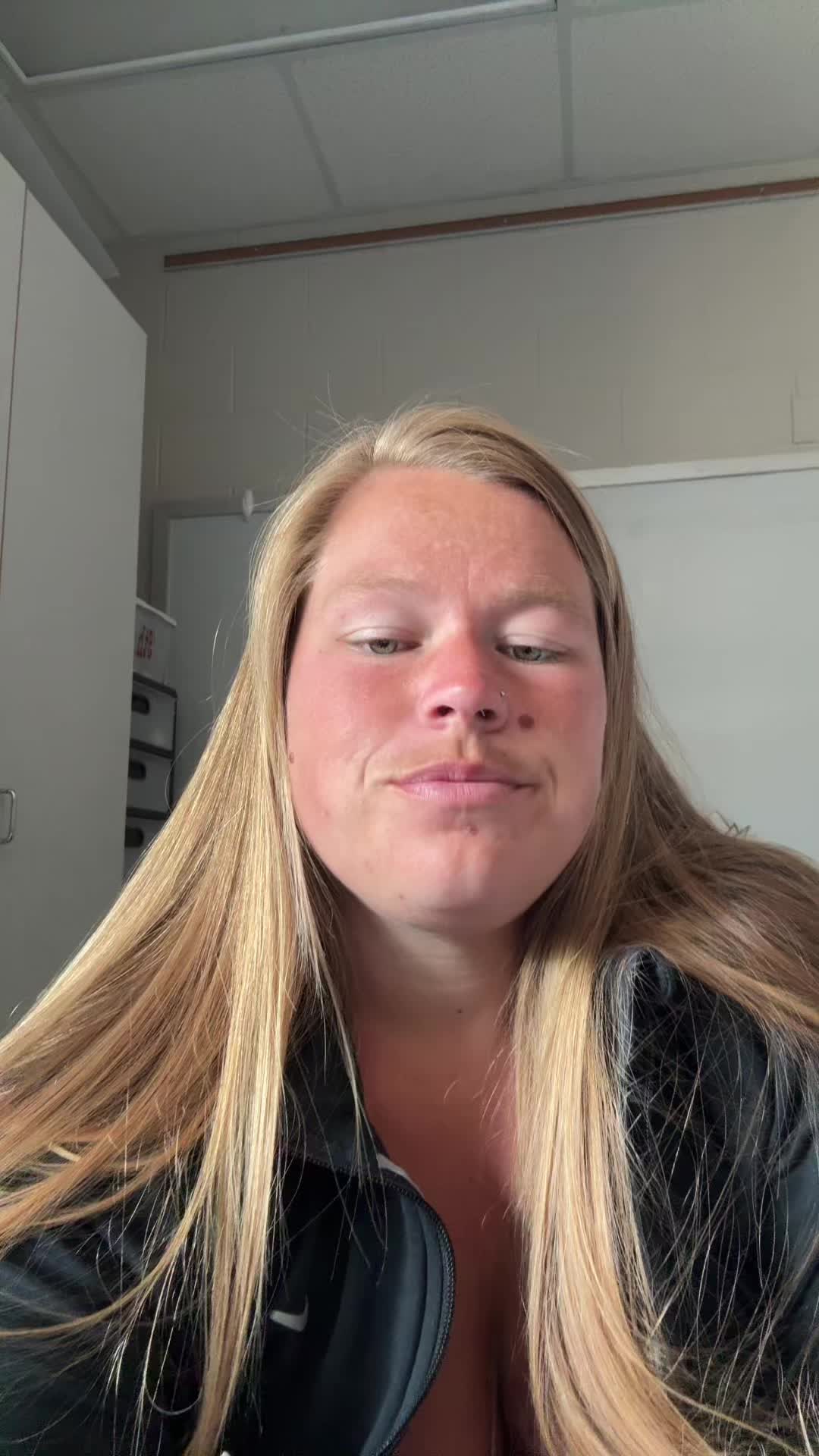 @Chlomoney18