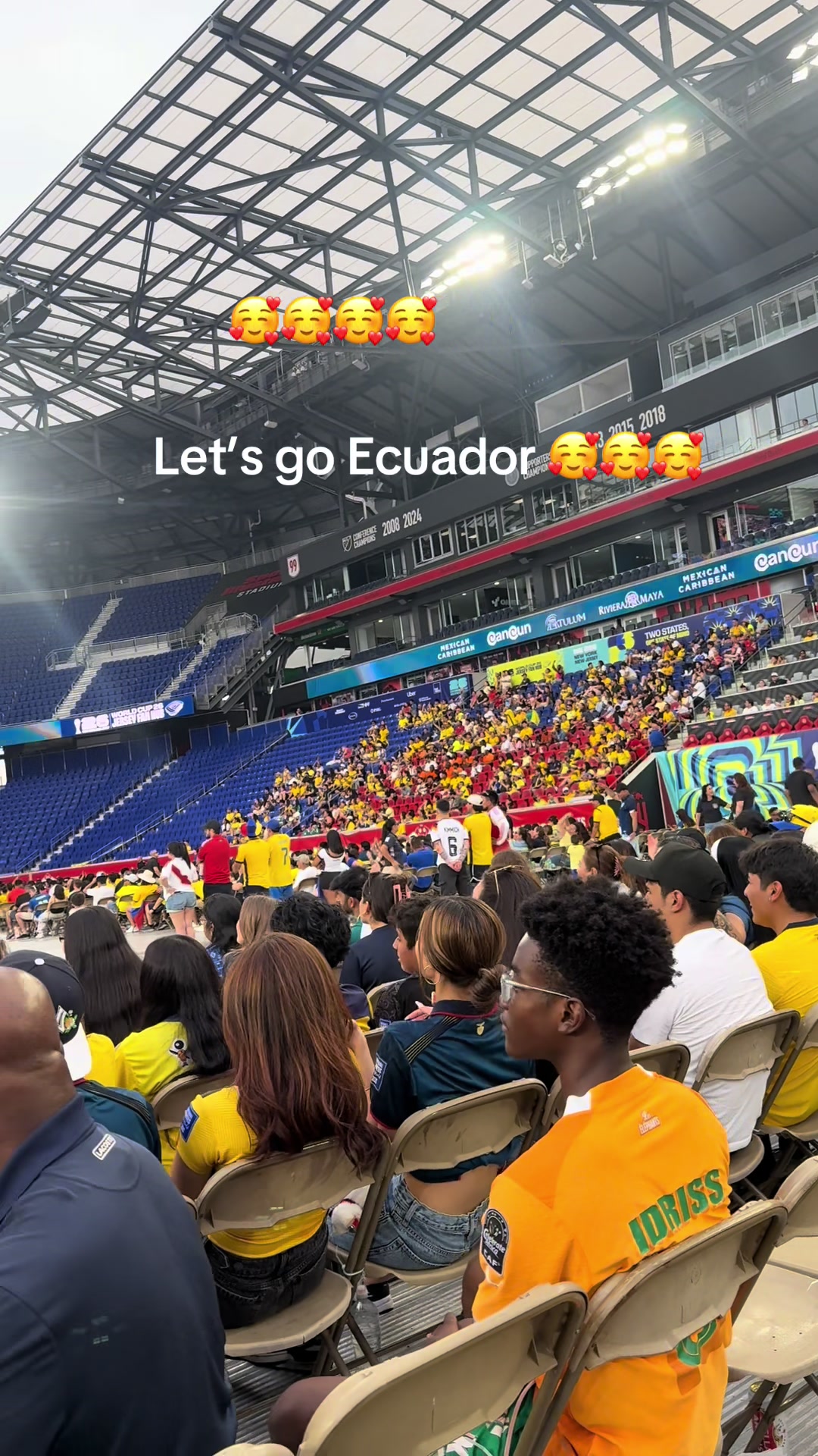 @Elgatovolador 🇬🇹 > 🇺🇸