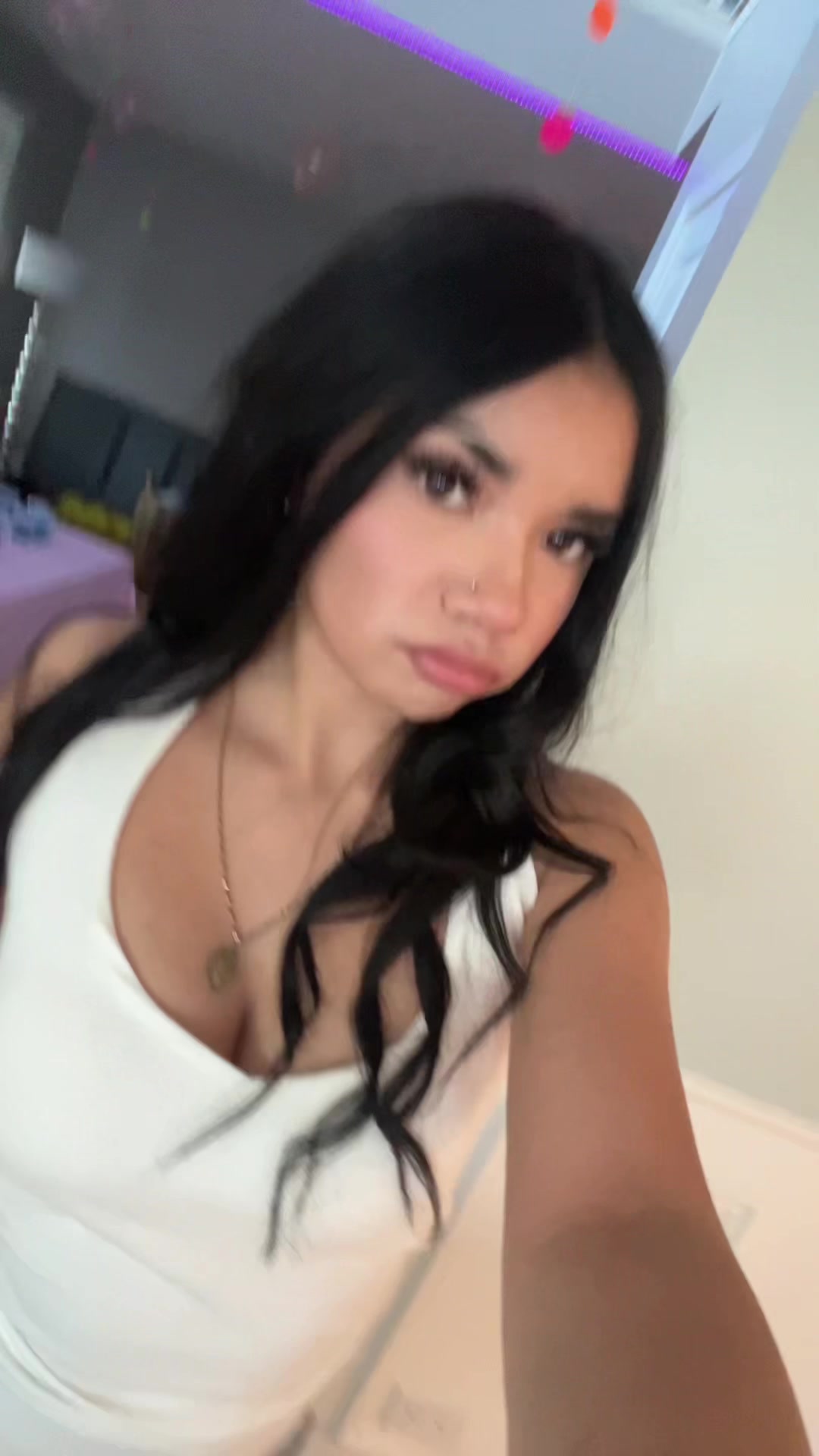 @𝐸𝑚𝑖𝑙𝑦
