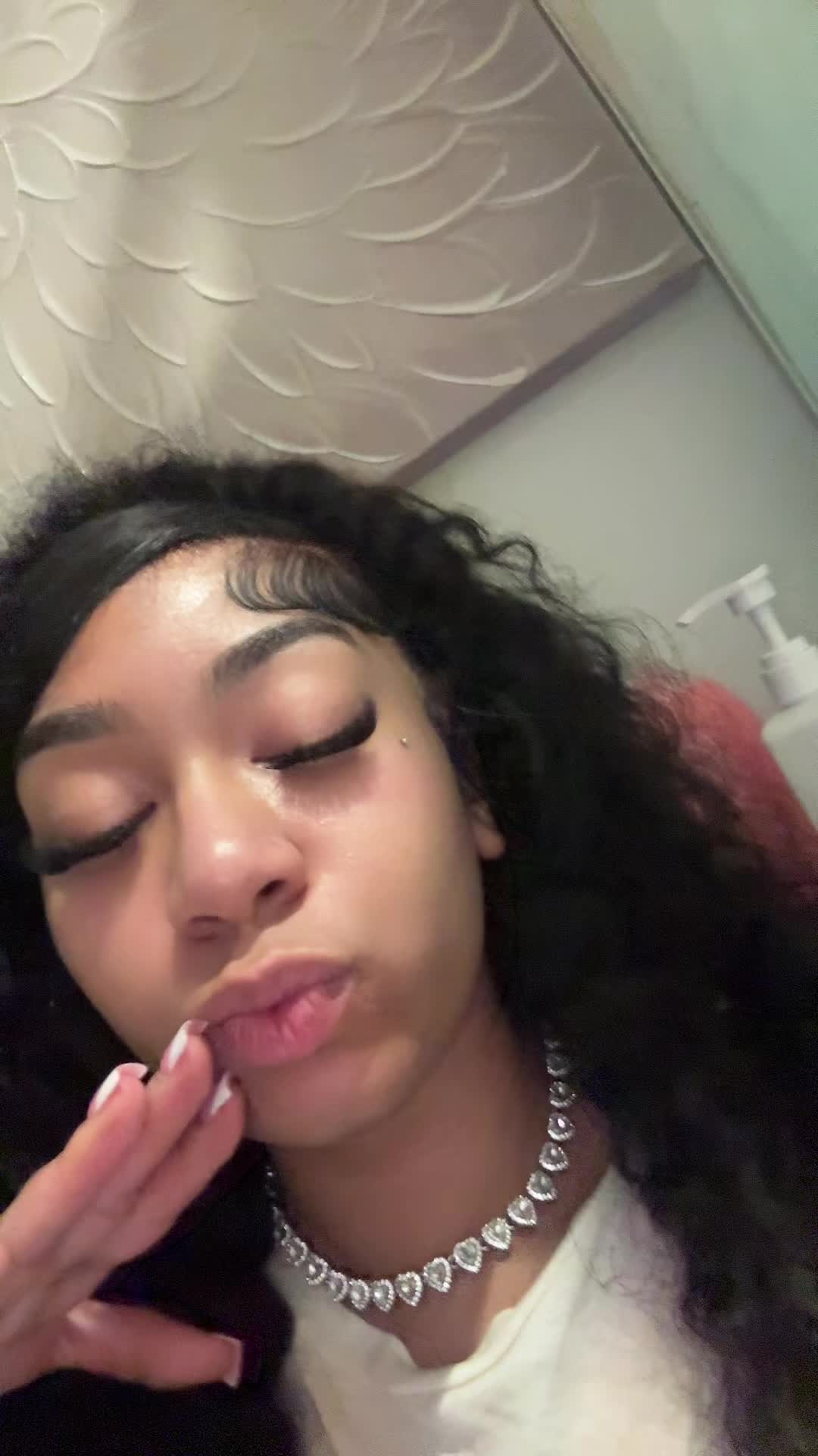 @ari 🎀