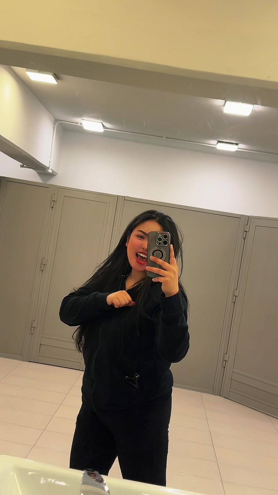 @👑 Zoyel ᥫ᭡ Clara 👑