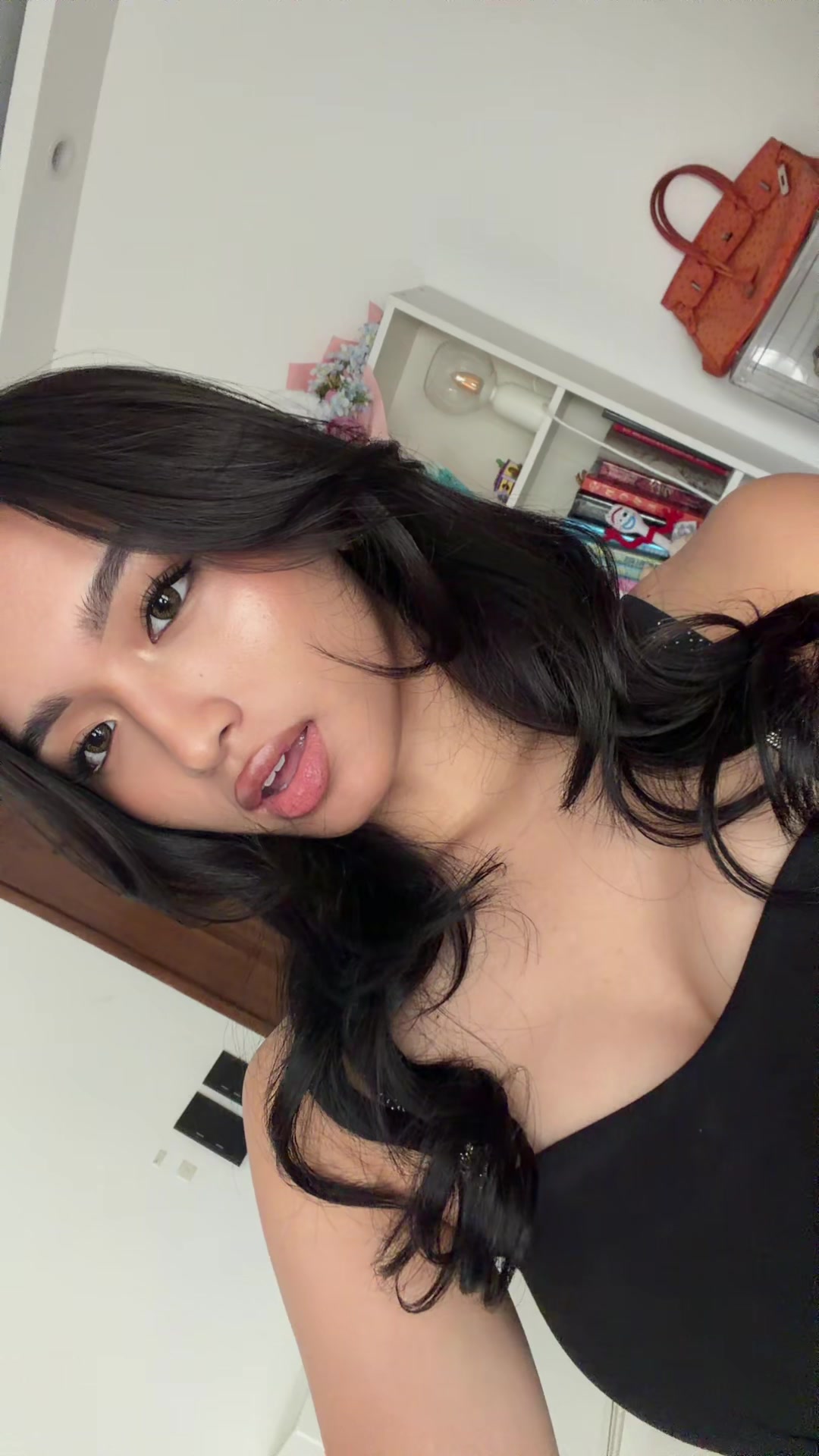 @🧿🪬riona