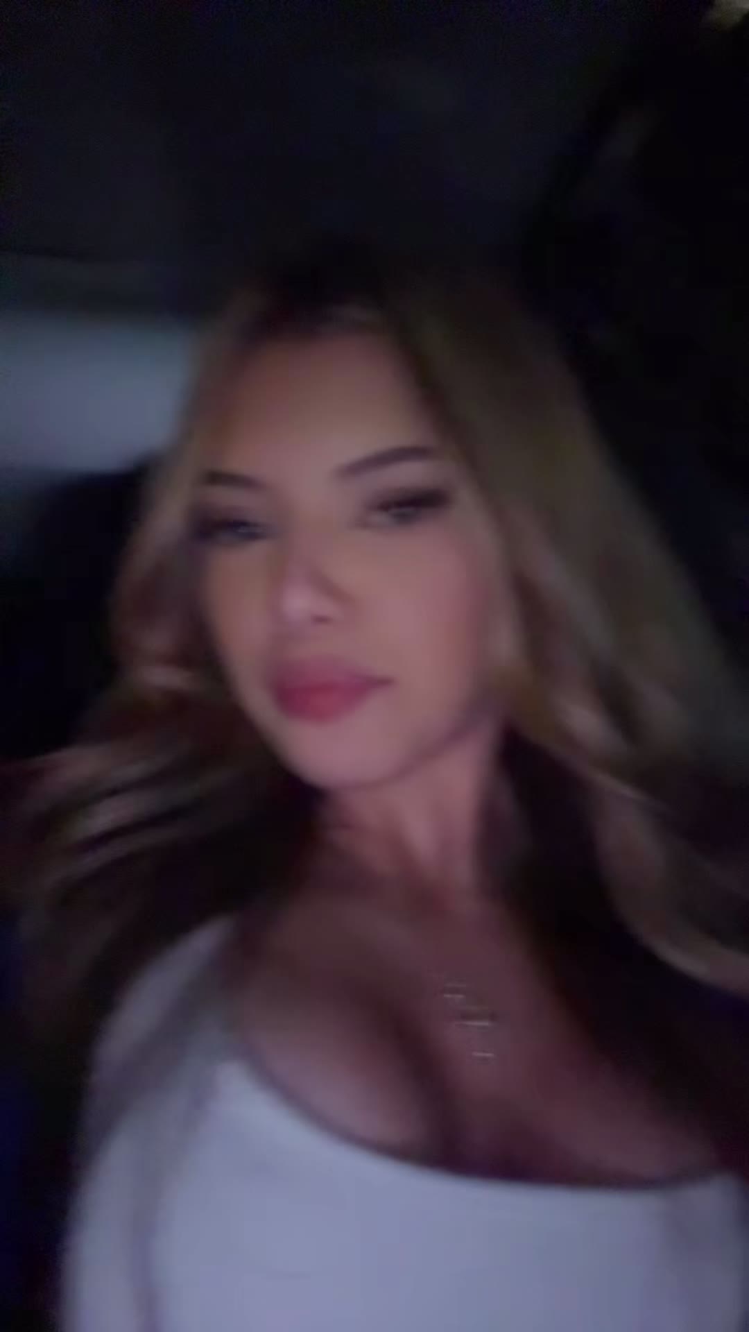 @melanie