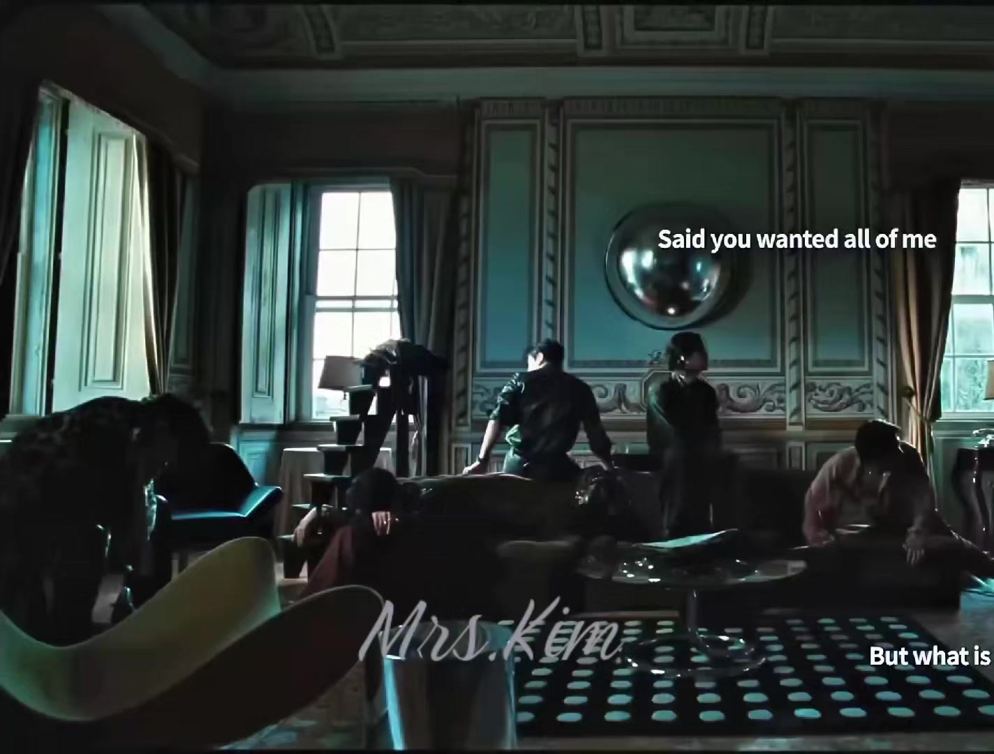@&reg;Mrs.Kim⁷