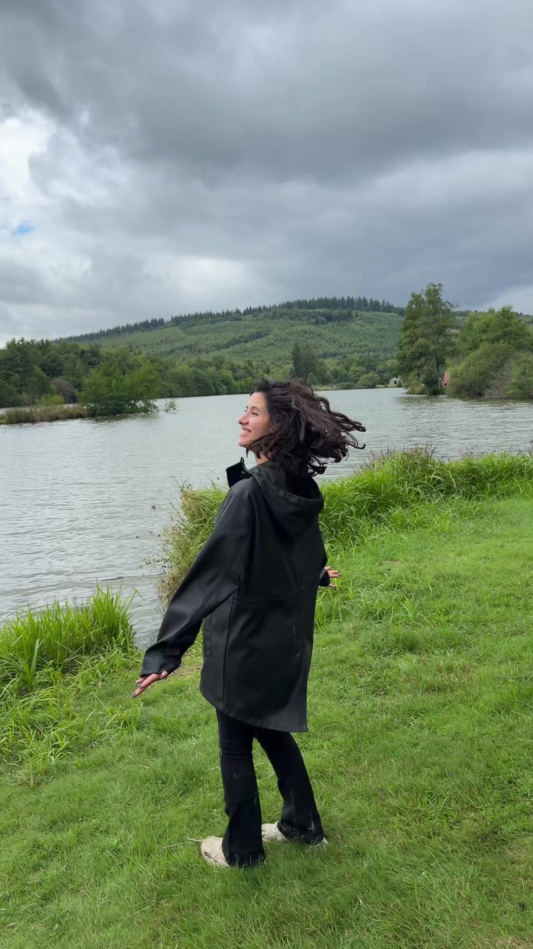 @L O U B N A 🦋