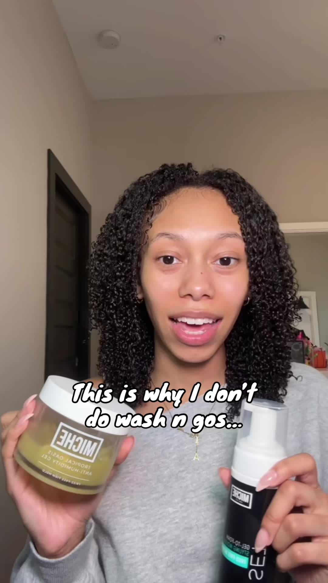 @AYSIA NICOLE