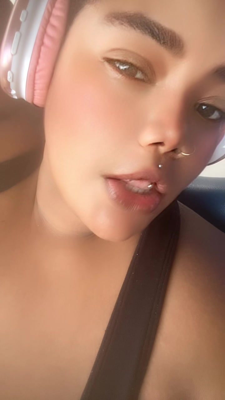 @Desly Marian Ventura