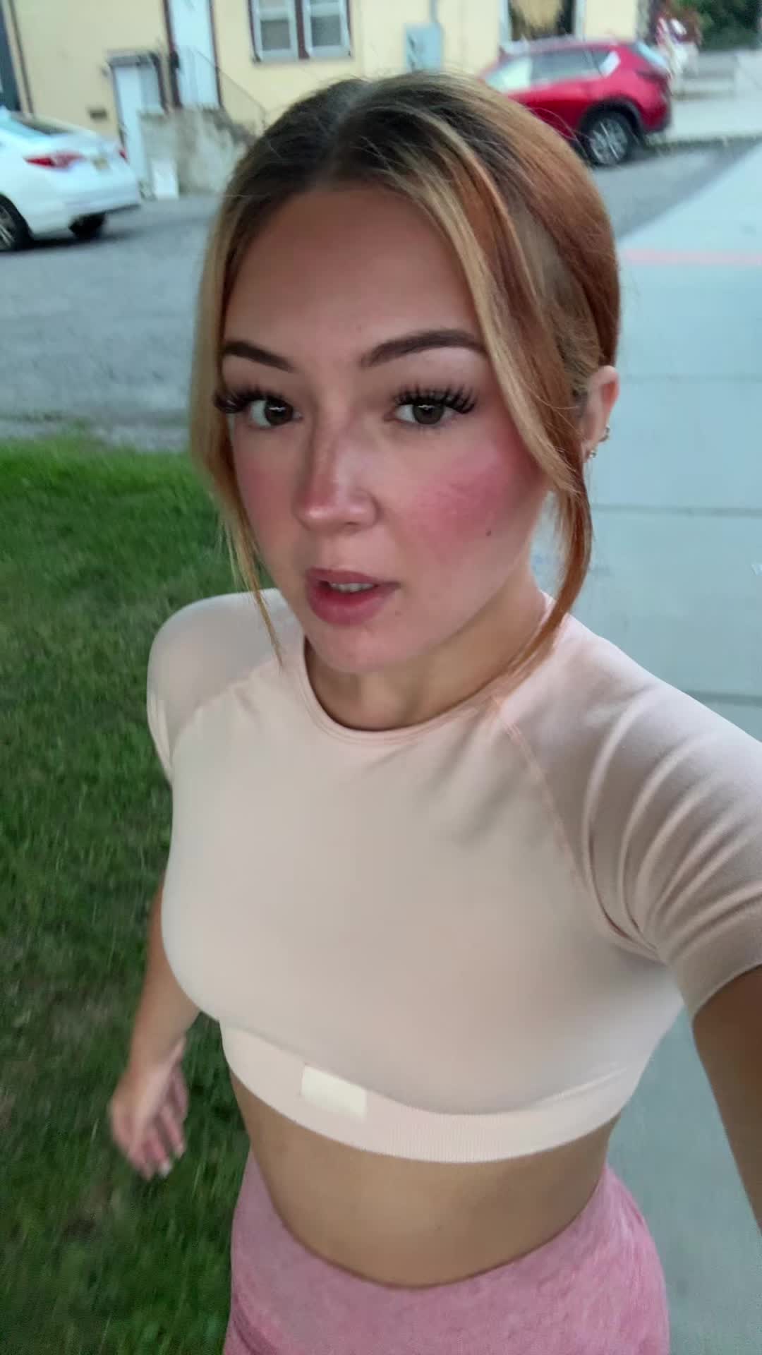 @livviesheaa