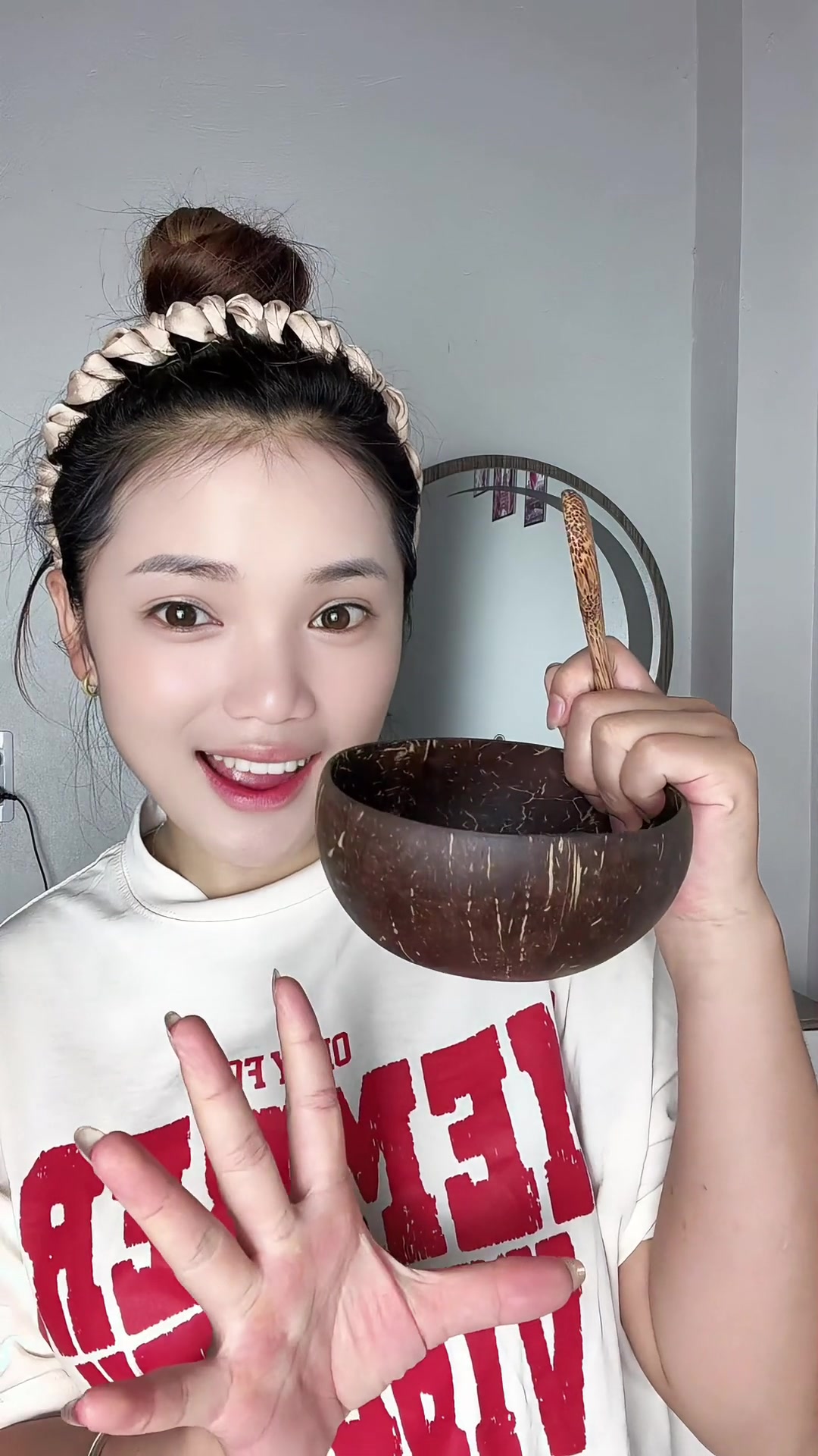 @Ho&agrave;ng Yến 🌹