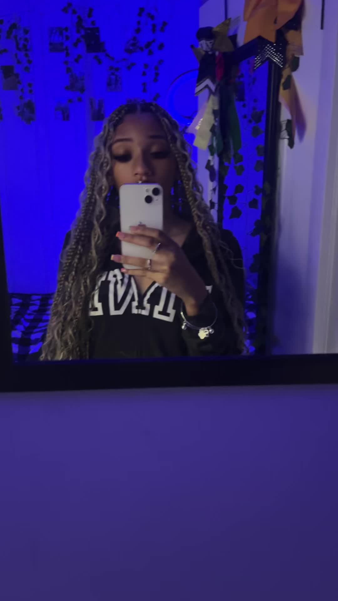 @thatgirlwthedimples