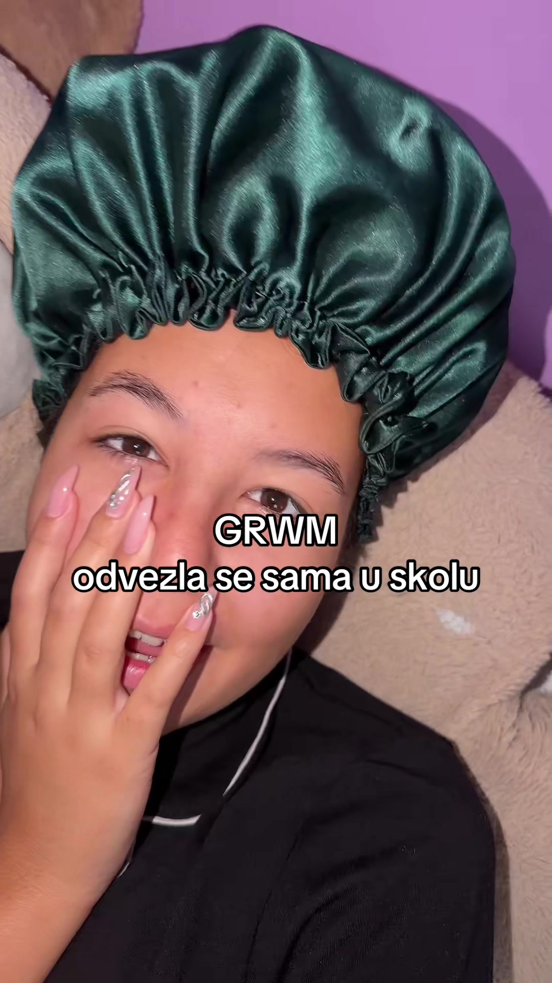 @Isidora