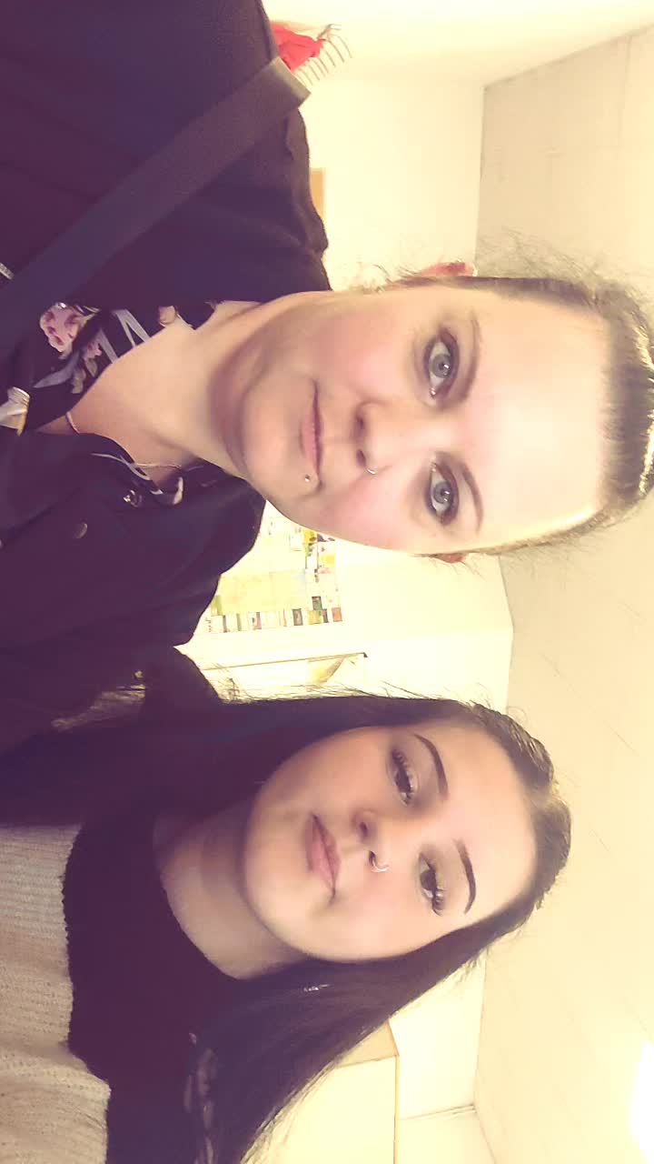 @Julie._.222🇩🇪🦅