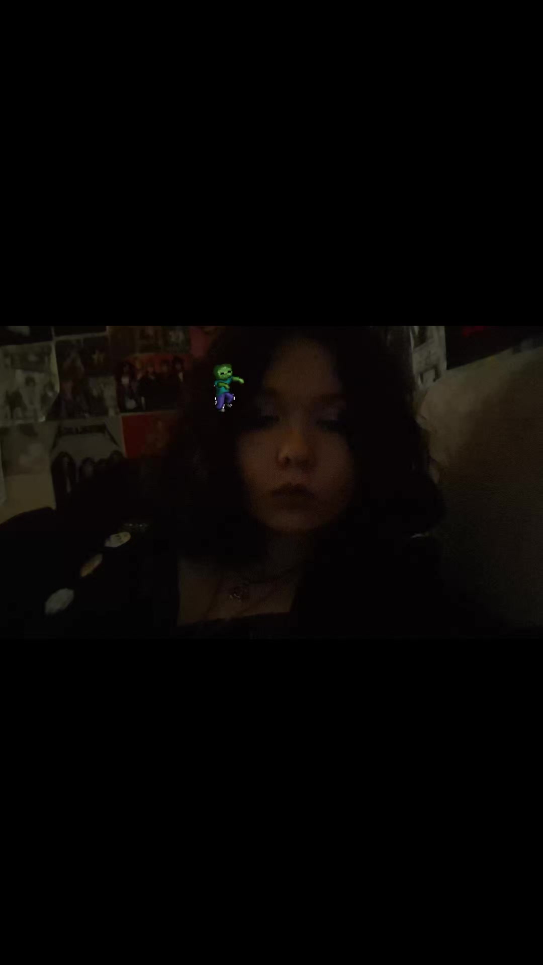 @bloodycheese (i love my cat)