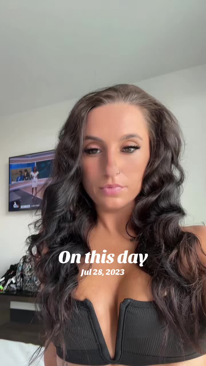 @Shhnotmandy🤫