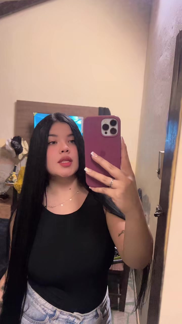 @👩🏻💕