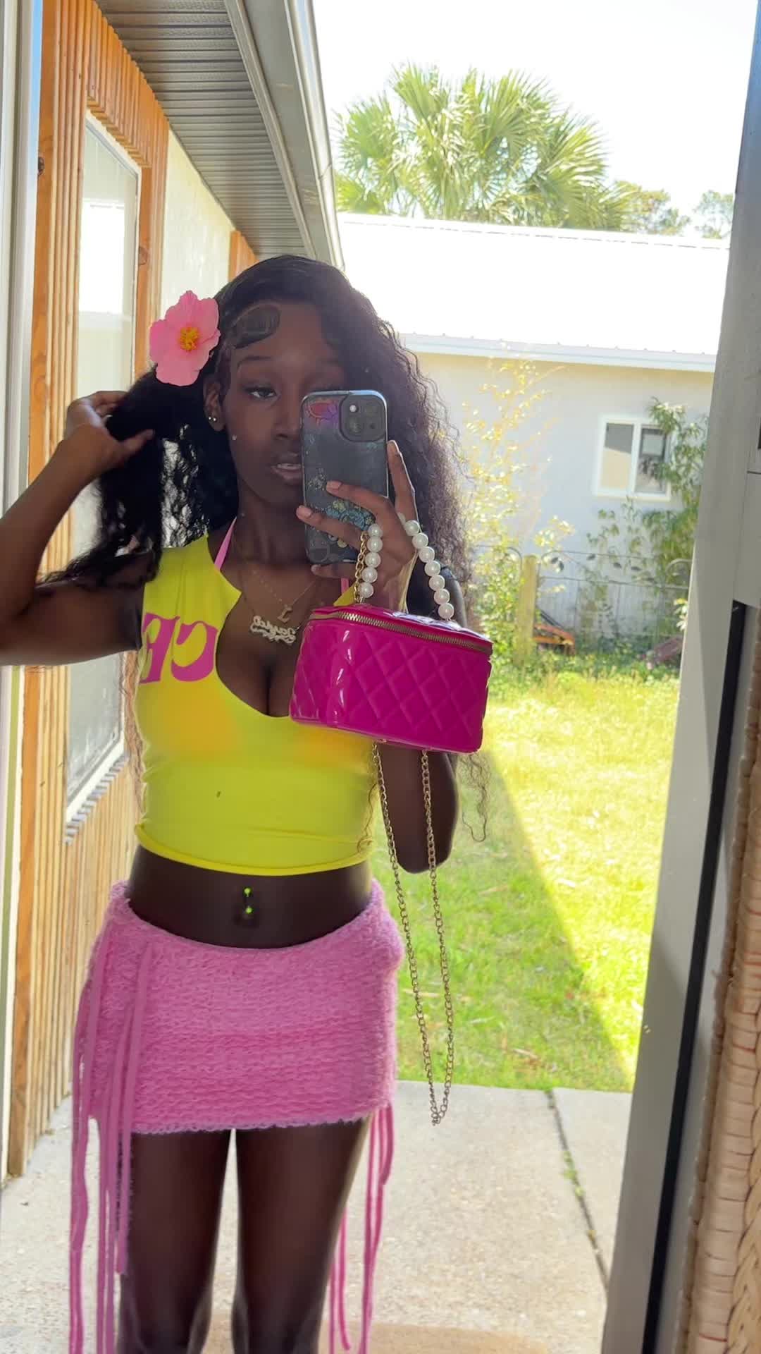 @LAYNICOLEE🫧⭐️🪷🎀💐