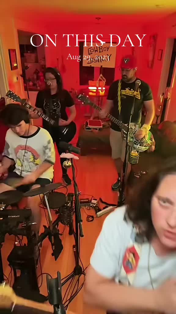 @CowboyDestroy