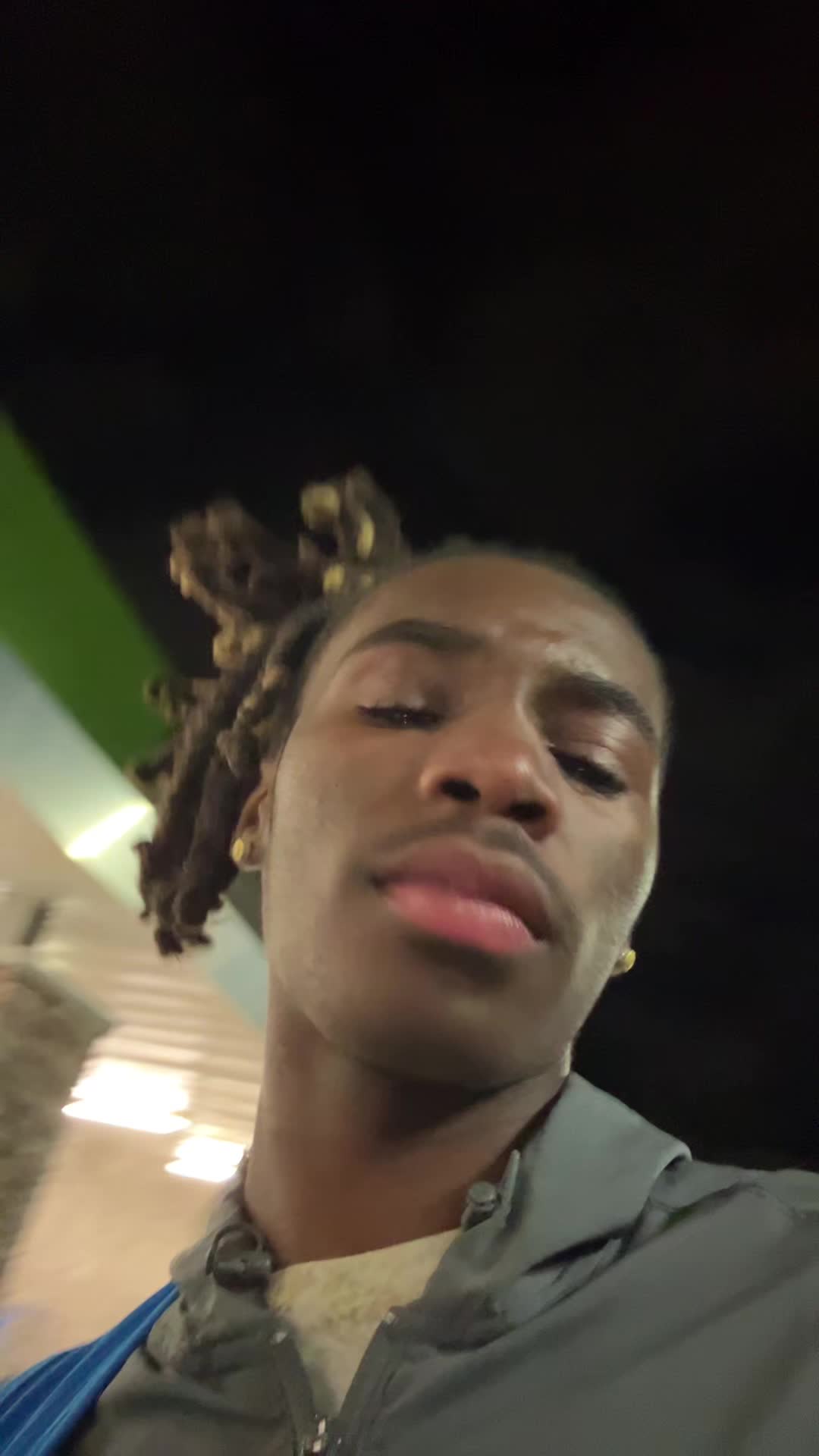 @zy