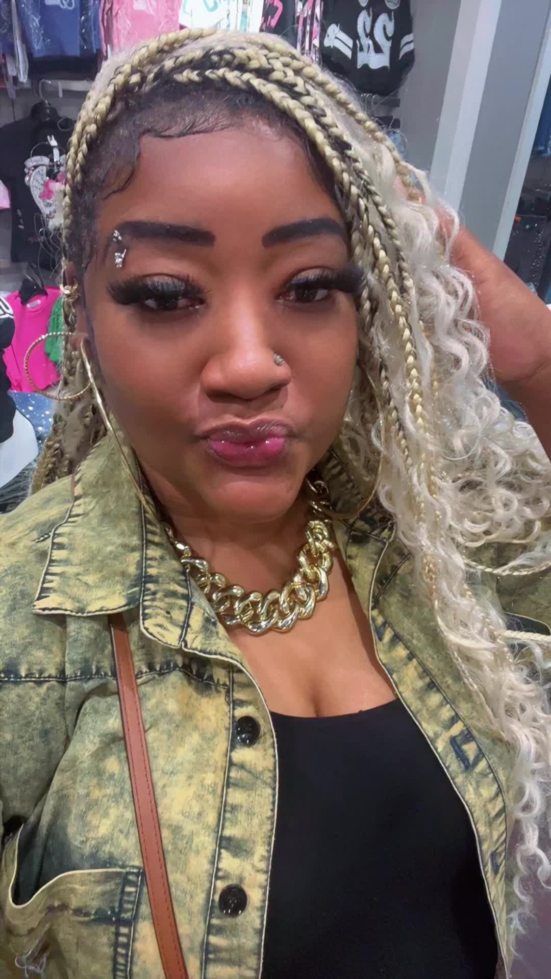 @Miss 😍YotaB😘