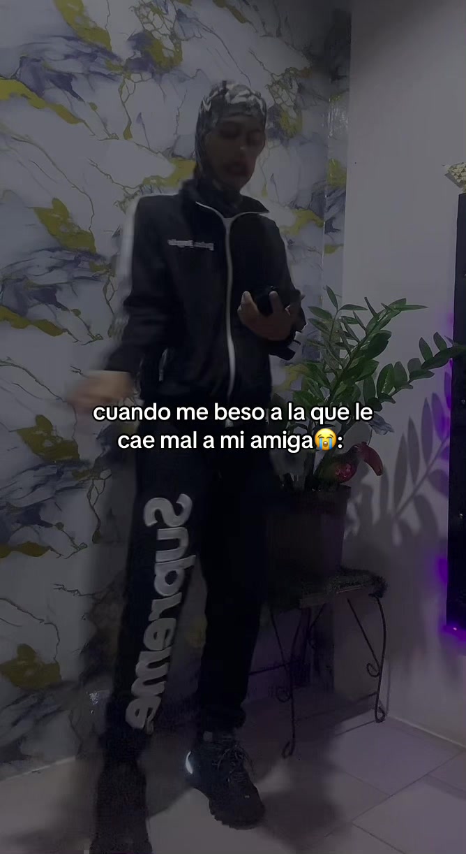 @𝕬𝖉𝖗𝖎𝖆𝖓🎴