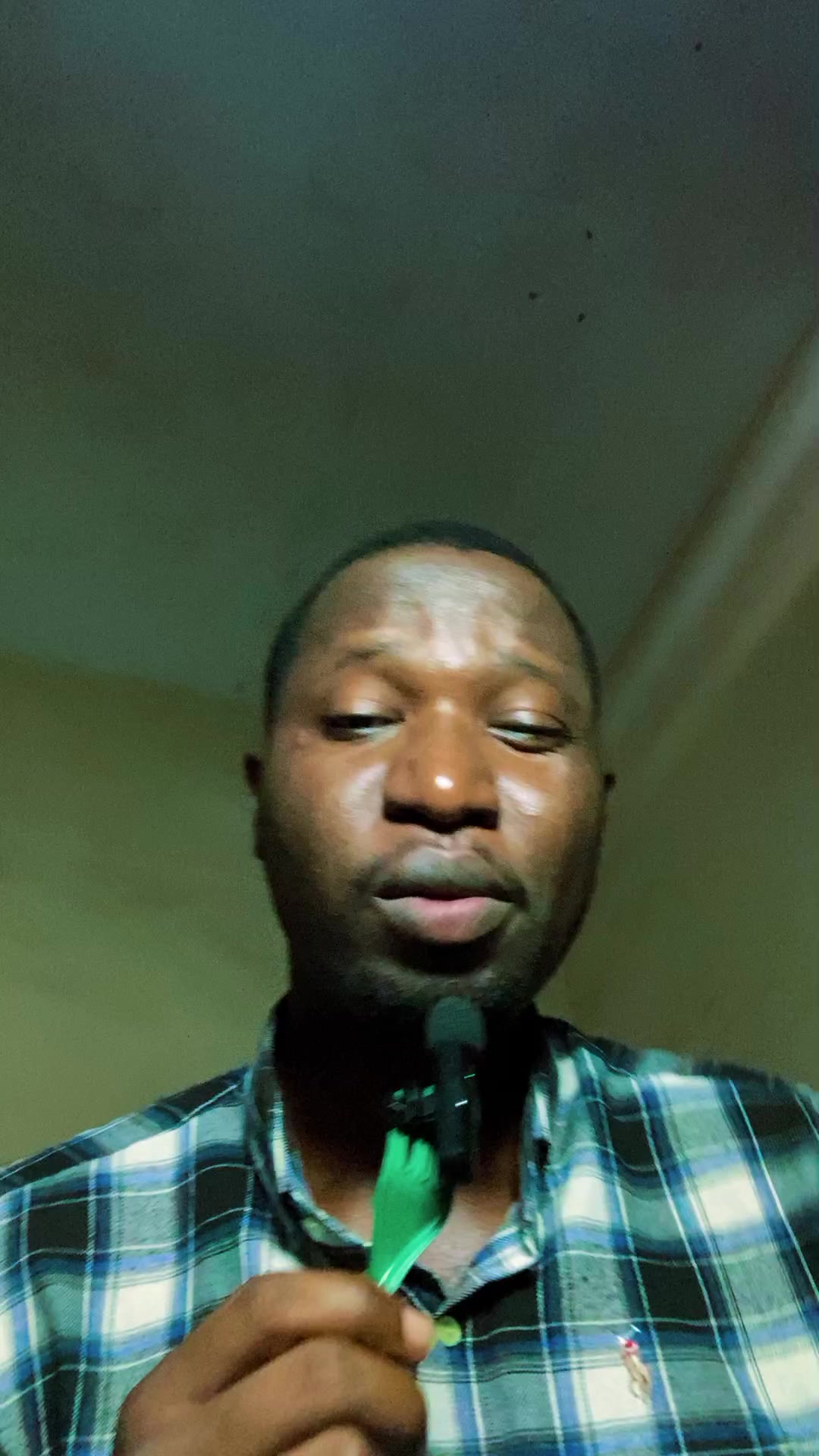 @CarterAdeyinka