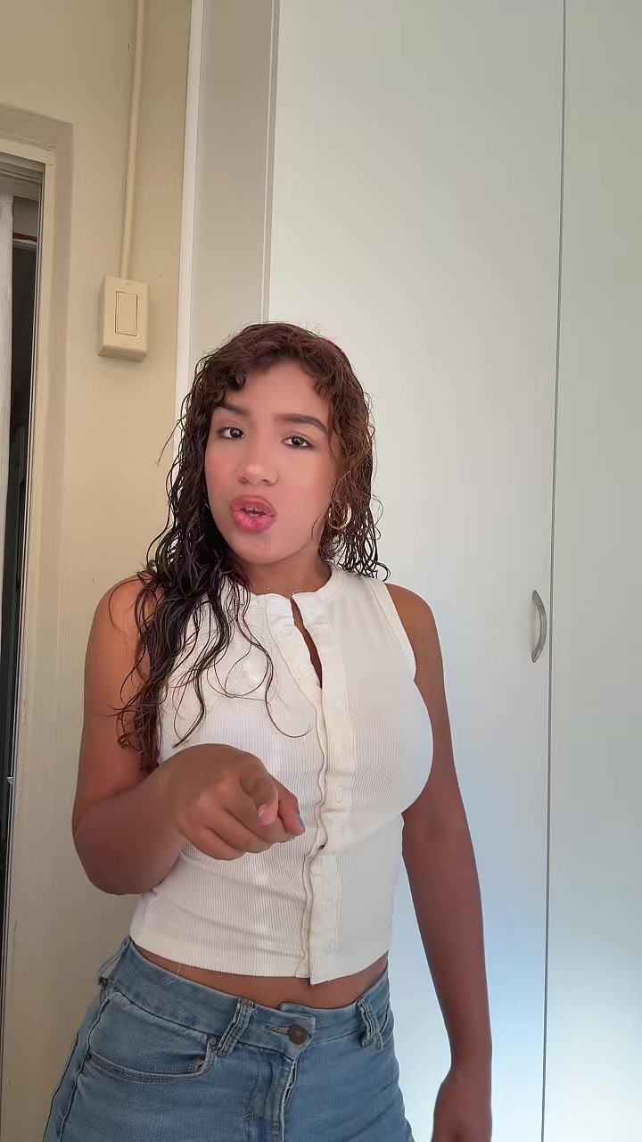 @heyvikka