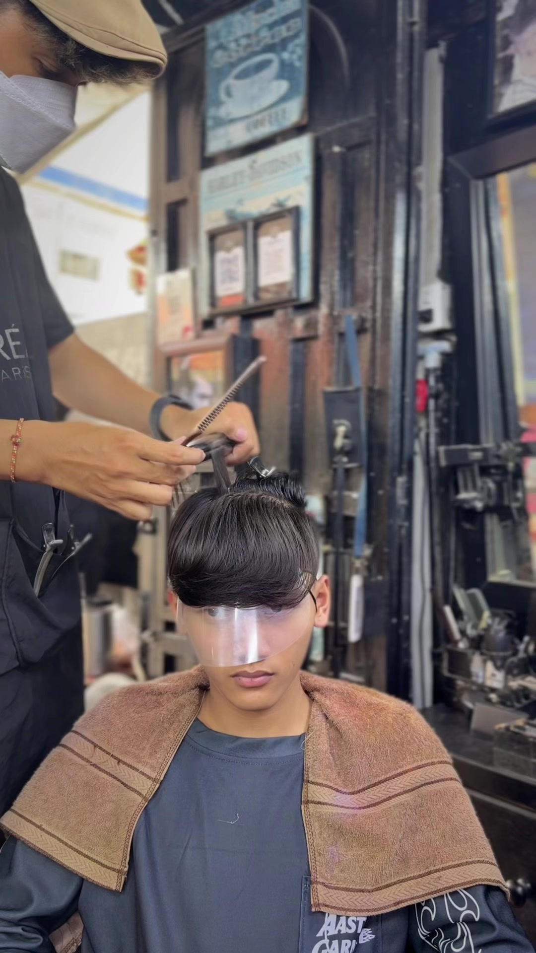 @2002BARBERSHOP