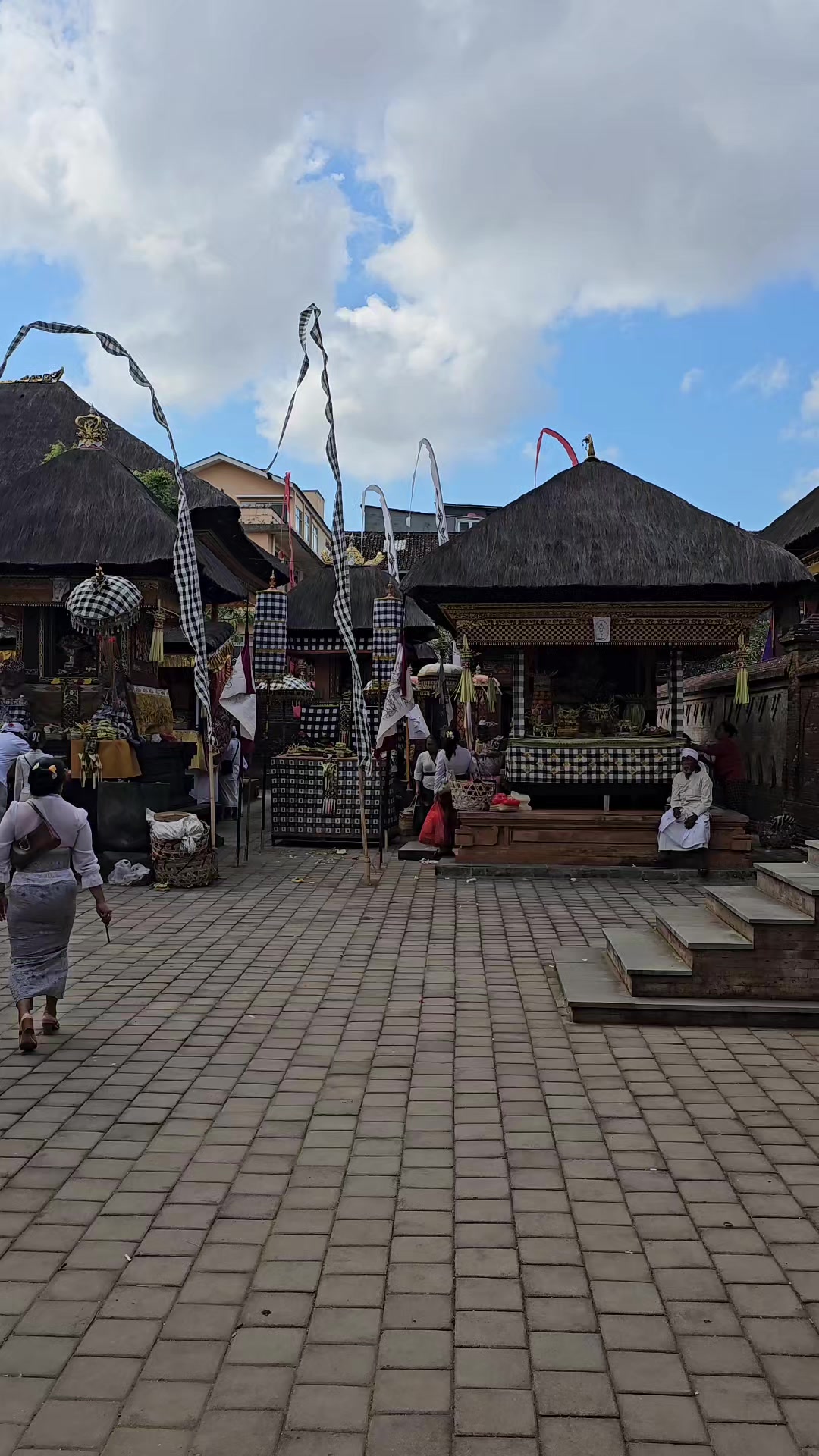 @Nyoman Sumerta 762