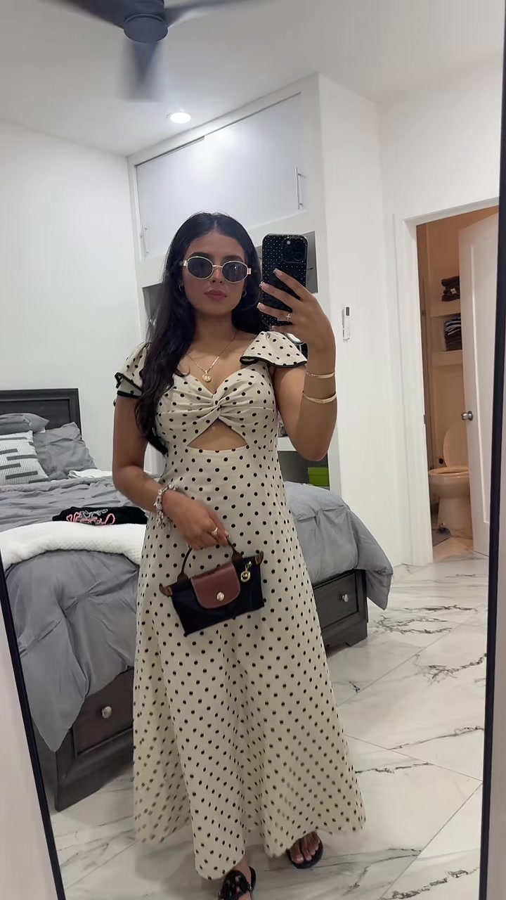 @Paula<3